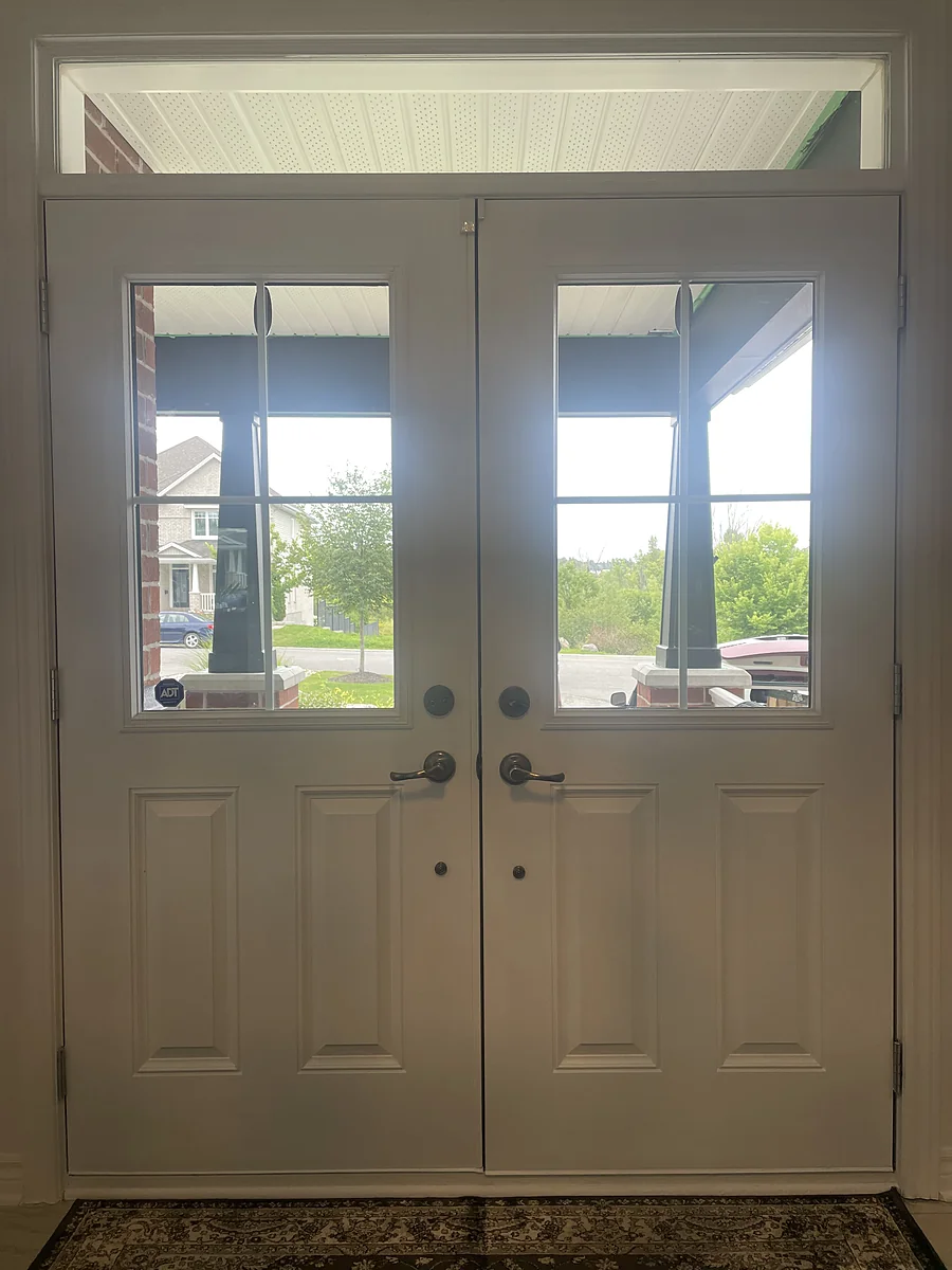 Front door with plain glass before the Huron insert, Ottawa